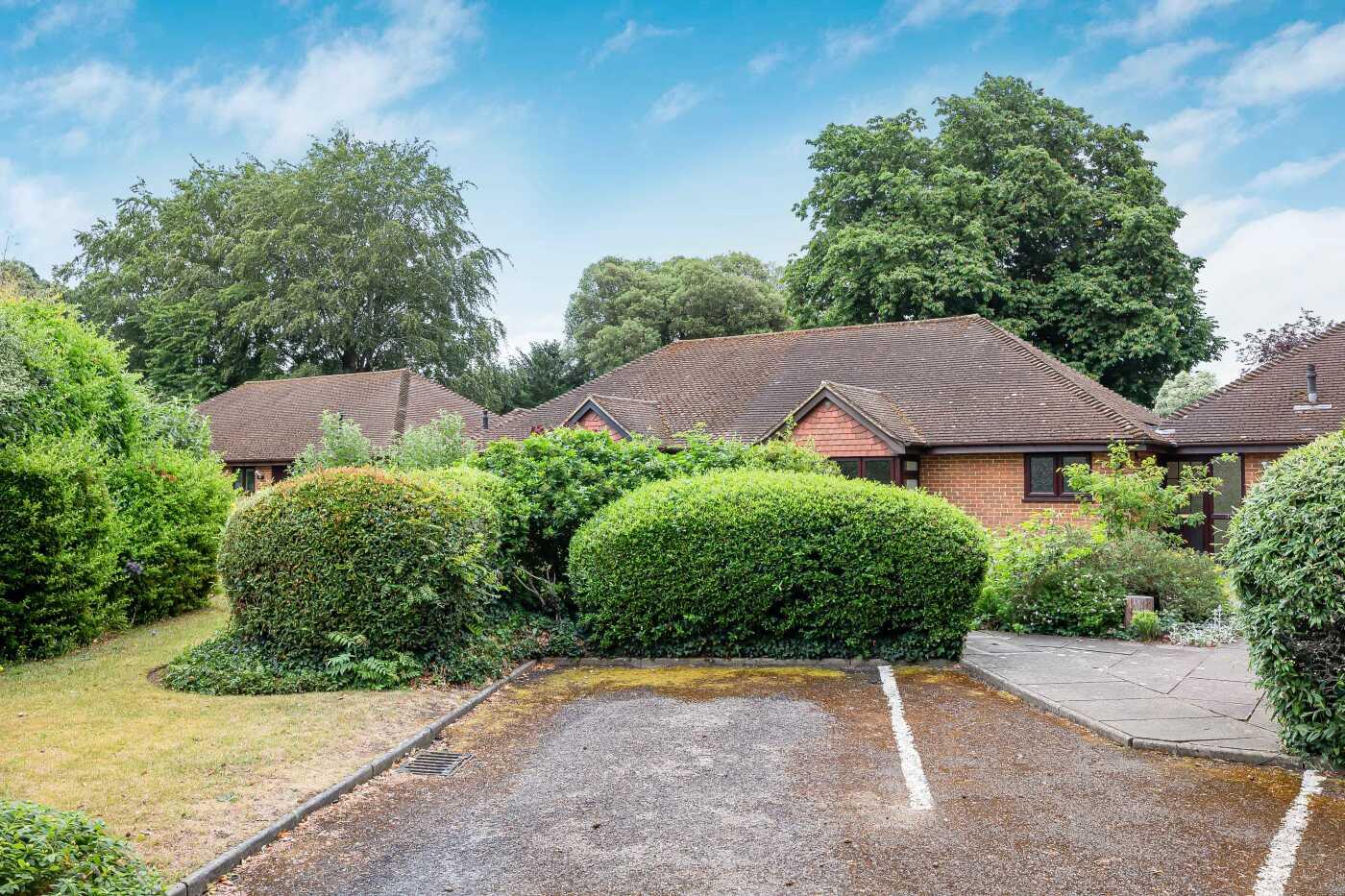 Chalcraft Close, Henley-On-Thames